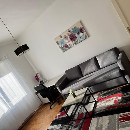 Studio Apartman Thalia Zagreb Eksteriør billede